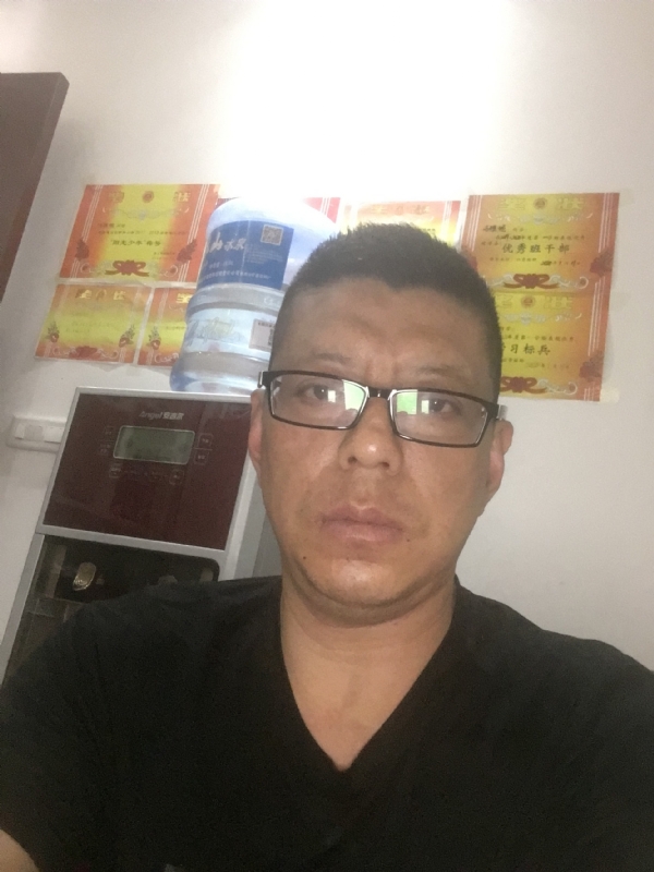 牵手的第一张照片--贵州交友中心