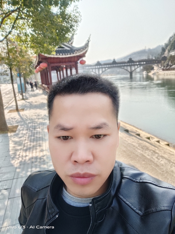 啊锦的第一张照片--贵州交友中心